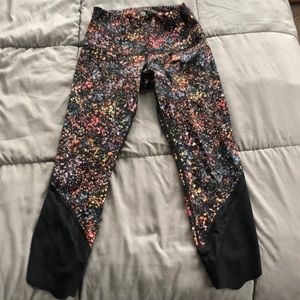 NWOT Lululemon flowered leggings
